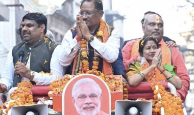 दुर्ग में मुख्यमंत्री विष्णुदेव साय ने किया रोड शो, कमलमय हुआ पूरा शहर