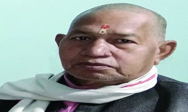 धमतरी  वोट डालने लाइन में खड़े बुजुर्ग की हार्ट अटैक से मौत