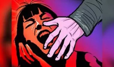 62 साल के बुढ्ढे ने युवती से किया दुष्कर्म, कभी अपने घर तो कभी कारखाने में बुलाकर किया रेप, 14 माह बाद अपराध दर्ज