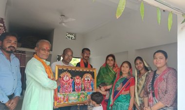 प्रधानमंत्री आवास योजना (ग्रामीण) के हितग्राहियों का हुआ गृह प्रवेश सम्मिलित हुए जनपद पंचायत अध्यक्ष सविता भीम यादव।