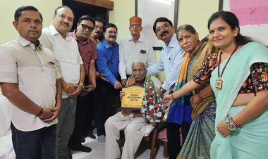 ज्ञानपीठ पुरस्कार के लिए नमित श्री विनोद कुमार शुक्ल को विप्र गौरव सम्मान - वर्ल्ड ब्राह्मण फेडरेशन ने किया सम्मानित