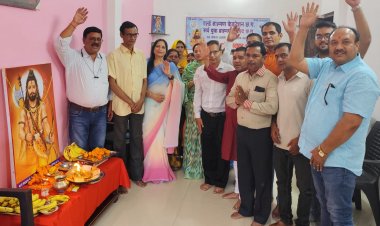 वर्ल्ड ब्राह्मण फेडरेशन द्वारा भगवान श्री परशुराम जन्मोत्सव पर पूजा आरती व प्रसाद वितरण