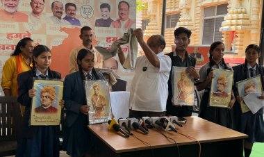 मेधावी छात्र-छात्राओं ने रायपुर उत्तर का बढ़ाया मान - पुरन्दर मिश्रा