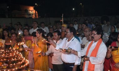 भगवान श्री परशुराम जी की 1100 दीपों से महाआरती - वर्ल्ड ब्राह्मण फेडरेशन भव्य आयोजन