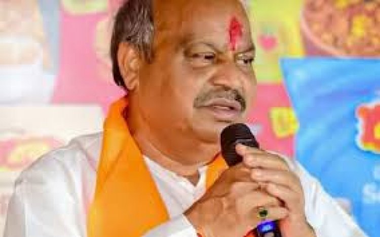 “जहाँ समस्या, वहाँ समाधान – वार्ड भ्रमण पर विधायक श्री पुरंदर मिश्रा की तत्परता”   “बारिश के बाद राहत की दस्तक – वार्ड में पहुंचे विधायक पुरंदर मिश्रा”  “हर परिस्थिति में जनता के साथ – सेवा, संकल्प और सतर्कता का नाम पुरंदर मिश्रा”