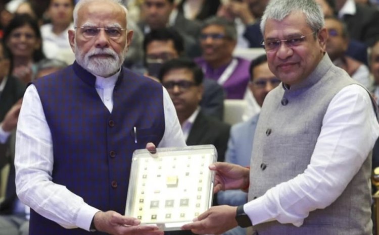 भारत का पहला स्वदेशी 'विक्रम-32' प्रोसेसर चिप पीएम मोदी को समर्पित