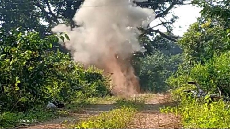 सीआरपीएफ ने क्रमवार 5 आईईडी बरामद कर निष्क्रिय कर दिया