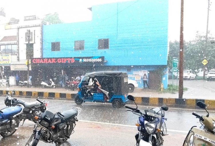 दोपहर बाद राजधानी में जमकर बरसे बादल