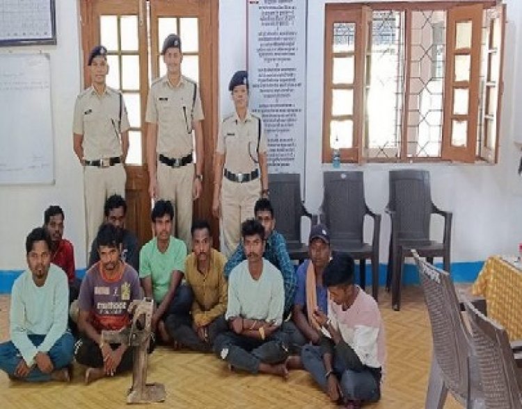 ट्रैक पर लगे जैक से टकराई हमसफर एक्सप्रेस: रेलवे कर्मचारी निलंबित, 9 गिरफ्तार