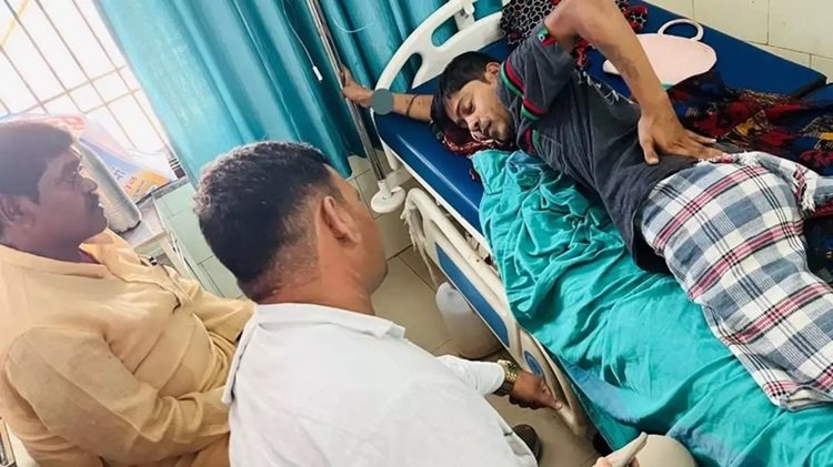 पुलिस की दबंगई: पहले युवक को घायल किया, फिर उसी के खिलाफ दर्ज की FIR