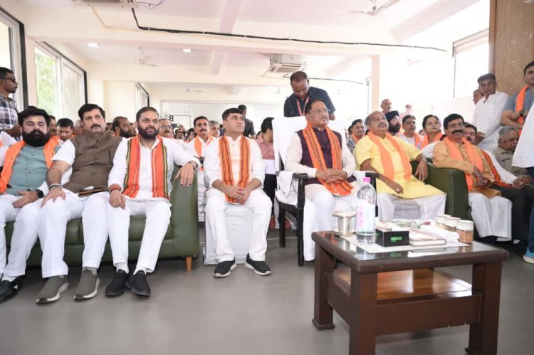प्लास्टिक कचरे के बदले भोजन देने वाली अनोखी पहल ‘गार्बेज कैफे’ को देशभर में मिली पहचान