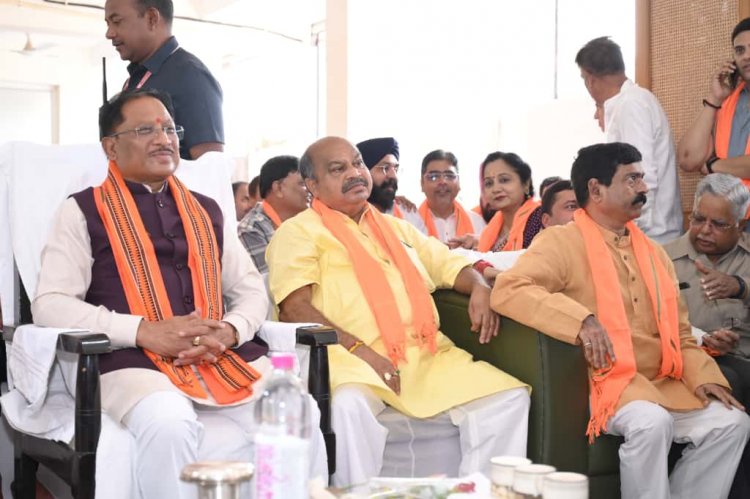 प्लास्टिक कचरे के बदले भोजन देने वाली अनोखी पहल ‘गार्बेज कैफे’ को देशभर में मिली पहचान