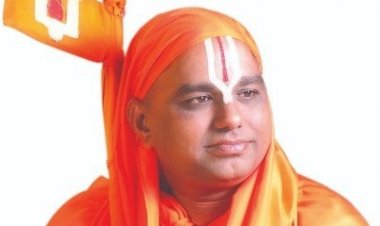 अनंत श्री विभूषित जगदगुरू रामानंदाचार्य श्री स्वामी नरेंद्रचार्यजी महाराज दक्षिण पीठ नानीजधाम जिला रत्नागिरी महाराष्ट्र के रामानंदाचार्य पीठाधीश्वर