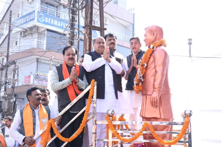 “अटल विचारों को किया नमन: पुरंदर मिश्रा ने कहा—सुशासन और राष्ट्रसेवा का प्रतीक हैं अटल जी”