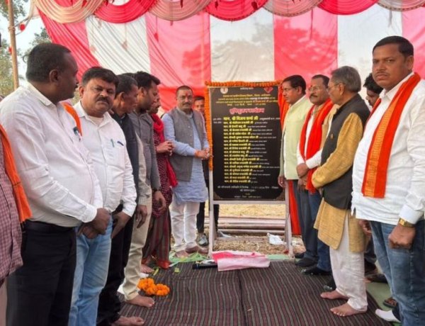 कबीरधाम में 3.38 करोड़ के सड़क निर्माण का भूमिपूजन