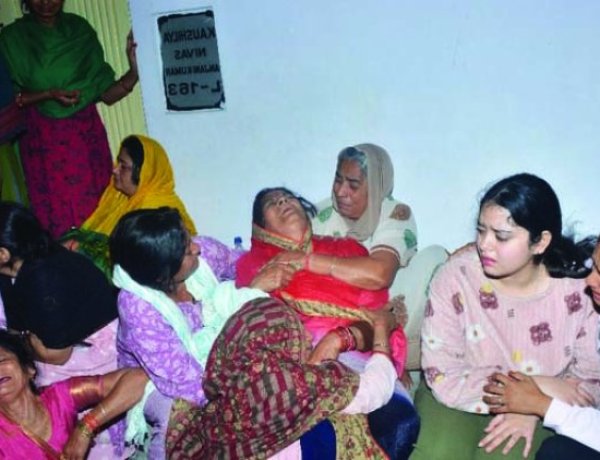 खौफनाक वारदात: नीट के लिए दबाव बनाने पर बेटे ने पिता की गोली मारकर की हत्या, शव के टुकड़े कर दोनों हाथ और पैर फेंक दिए, ड्रम में छिपाया धड़