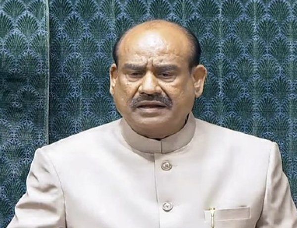 लोकसभा में स्पीकर ओम बिरला के खिलाफ विपक्ष का अविश्वास प्रस्ताव ध्वनिमत से गिर गया