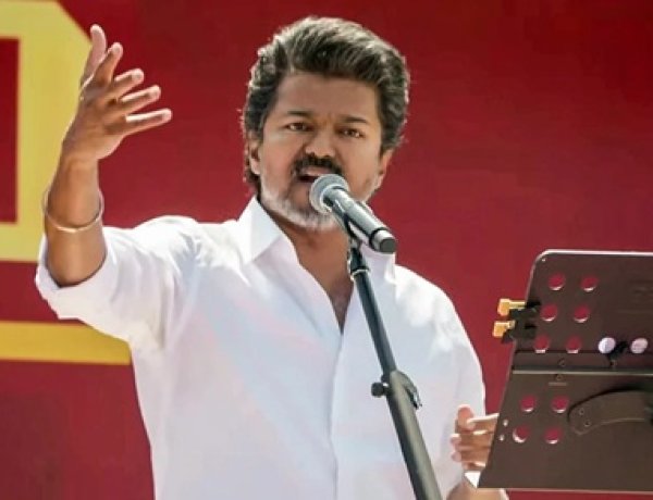 भाजपा ने सुपरस्टार विजय को दिया डिप्टी सीएम पद का ऑफर,टीवीके को मिल सकती हैं 80 सीटें!