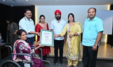 प्रत्युषा रायपुर छत्तीसगढ़ द्वारा रायपुर छत्तीसगढ़ द्वारा शनिवार दिनांक 16 मई 2026 को मैग्नेटो मॉल के संतोष हॉल रायपुर में आयोजित अंतरराष्ट्रीय मातृ दिवस प्रसूति सम्मान एवं शपथ ग्रहण समारोह