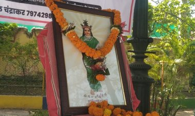 राजेंद्र पार्क में गूंजा छत्तीसगढ़ महतारी का जयकारा, क्रांति सेना ने किया भव्य महाआरती का आयोजन दुर्ग