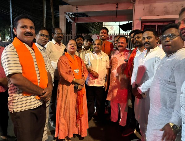 ऐतिहासिक जीत का जश्न: राष्ट्र निर्माण की दिशा में नई ऊर्जा — विधायक पुरंदर मिश्रा के नेतृत्व में उत्साहपूर्ण आयोजन