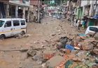 डोडा में फ्लैश फ्लड से तबाही, भारी बारिश के बाद मलबे में दबी सड़कें और वाहन