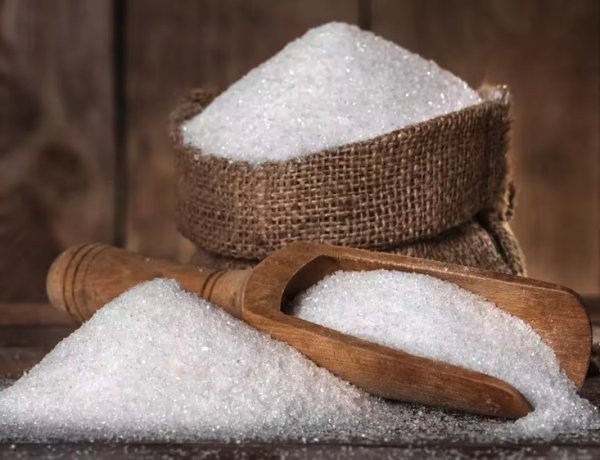त्योहारी सीजन में चीनी संकट: केंद्र ने दी 10 लाख टन ड्यूटी फ्री आयात को मंजूरी