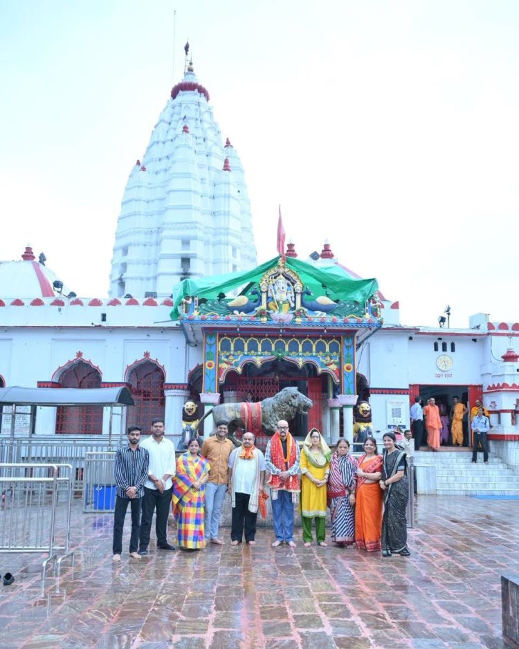 माँ समलेश्वरी के दरबार में विधायक पुरंदर मिश्रा ने की पूजा-अर्चना, छत्तीसगढ़वासियों की सुख-समृद्धि की कामना