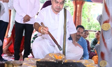 जन्मदिवस पर प्रधानमंत्री मोदी के लिए जगन्नाथ मंदिर में विशेष पूजा-अर्चना, विधायक पुरन्दर मिश्रा ने की मंगलकामना