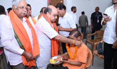 वृद्धजनों के बीच सेवा-संवेदना के साथ मनाया प्रधानमंत्री नरेंद्र मोदी का जन्मदिवस : पुरन्दर मिश्रा