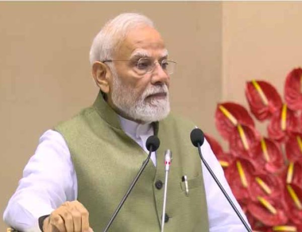 भारत की नॉन-फॉसिल एनर्जी क्षमता में 400 प्रतिशत की वृद्धि हुई: मोदी