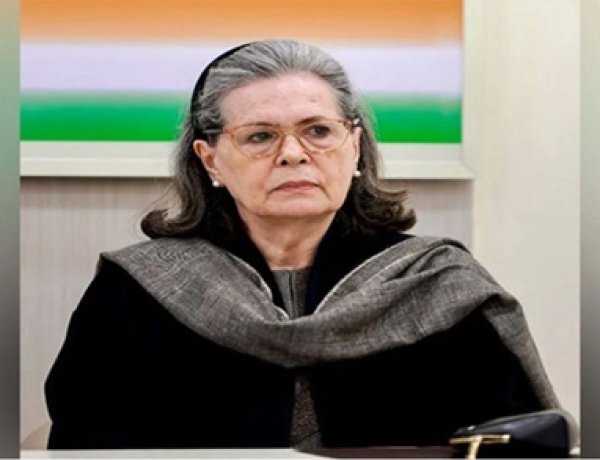 सोनिया गांधी के खिलाफ एफआईआर याचिका खारिज करने का एसीजेएम का आदेश रद्द, 29 सितंबर को फिर सुनवाई