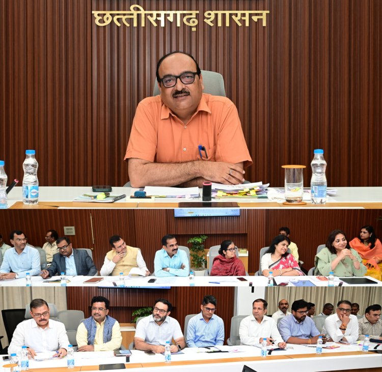 मुख्य सचिव ने विभागों में रिक्त पदों और भर्तियों की स्थिति की ली उच्च स्तरीय बैठक