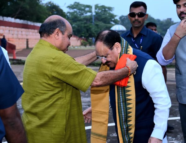 मुख्यमंत्री विष्णुदेव साय के साथ विधायक पुरन्दर मिश्रा ने केंद्रीय मंत्री जे.पी. नड्डा से की आत्मीय भेंट