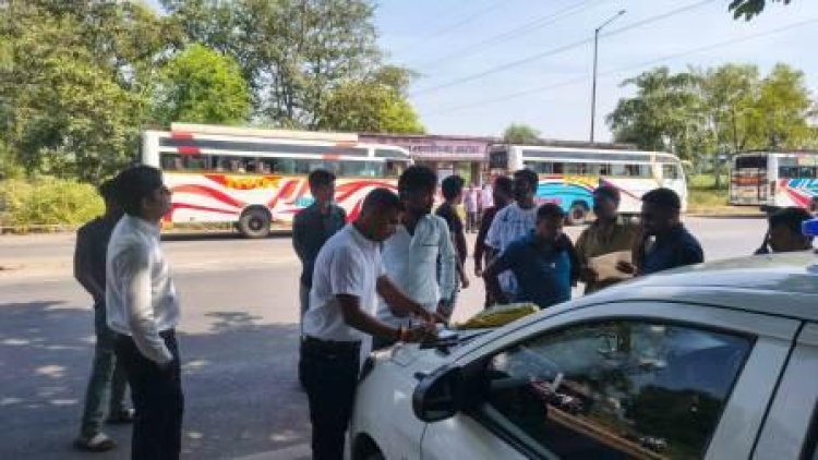 महासमुन्द में यात्री बसों की सघन जांच, नियमों का उल्लंघन करने वाले 19 बसों पर कार्रवाई, 6600 शमन शुल्क वसूला गया